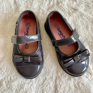 Conguitos Gray Patent Velcro Maryjanes